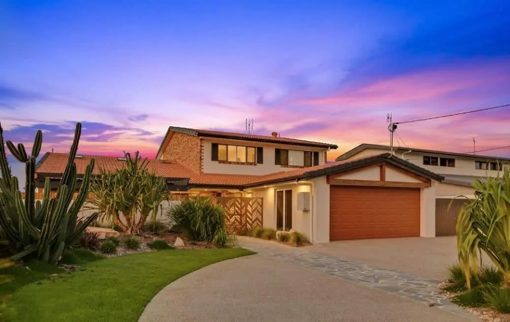 Waterfront Bliss On Maroochydore Canal 0*,  Avustralya